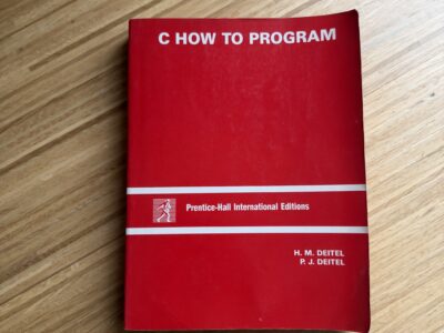 Buch „C HOW TO PROGRAM“